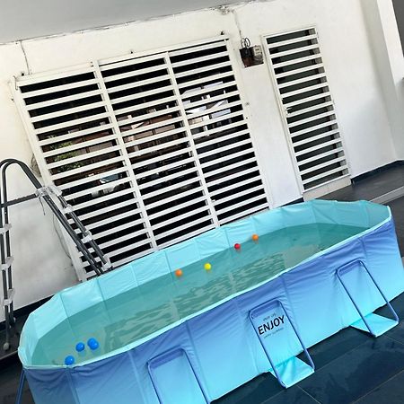 Private Pool Ssue Klebang Ipoh Homestay With High Speed Wifi Chemor Exterior foto
