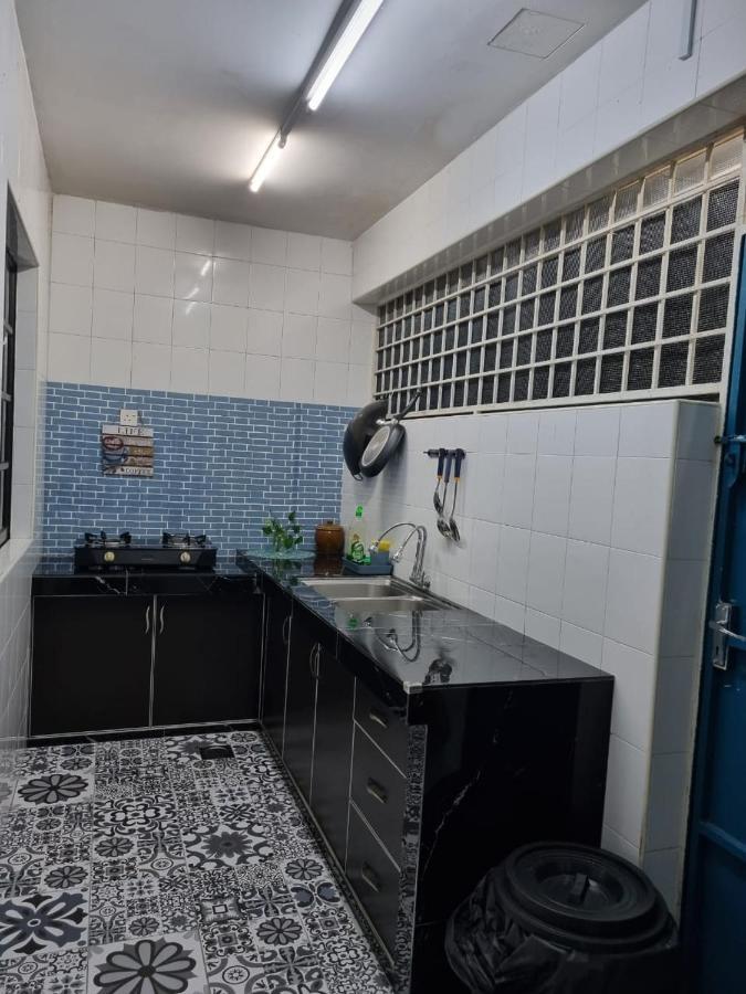 Private Pool Ssue Klebang Ipoh Homestay With High Speed Wifi Chemor Exterior foto