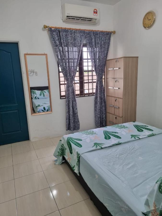 Private Pool Ssue Klebang Ipoh Homestay With High Speed Wifi Chemor Exterior foto