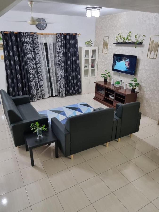 Private Pool Ssue Klebang Ipoh Homestay With High Speed Wifi Chemor Exterior foto